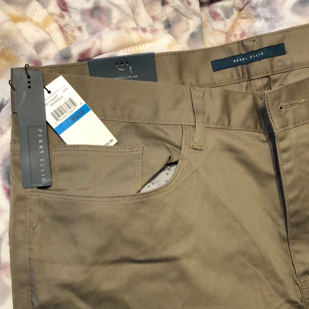 Perry Ellis men’s pant never worn new with tags size 36x32